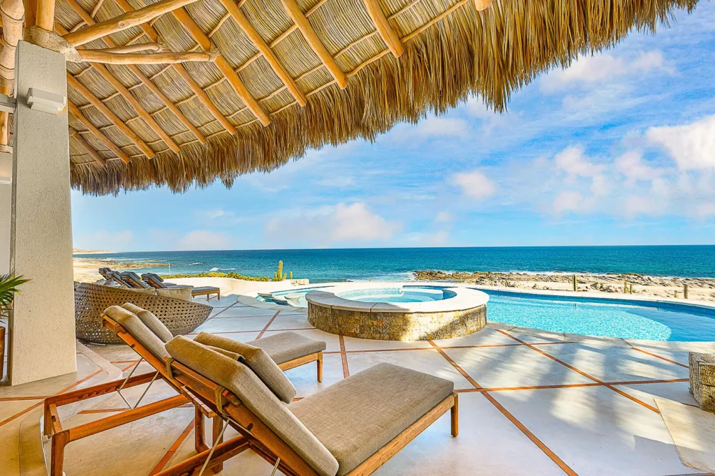 Modern Homes in Cabo San Lucas