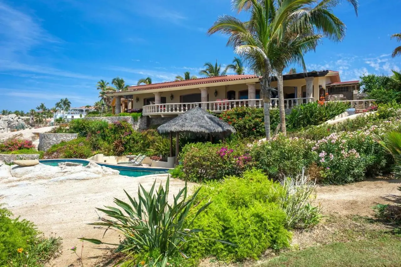 Smart Luxury Real Estate in Cabo San Lucas