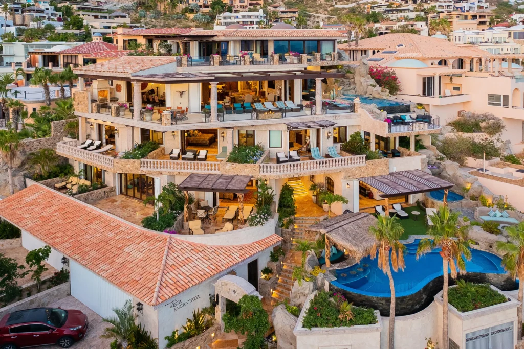 Modern homes in Cabo San Lucas for sale located in top luxury communities and neighborhoods