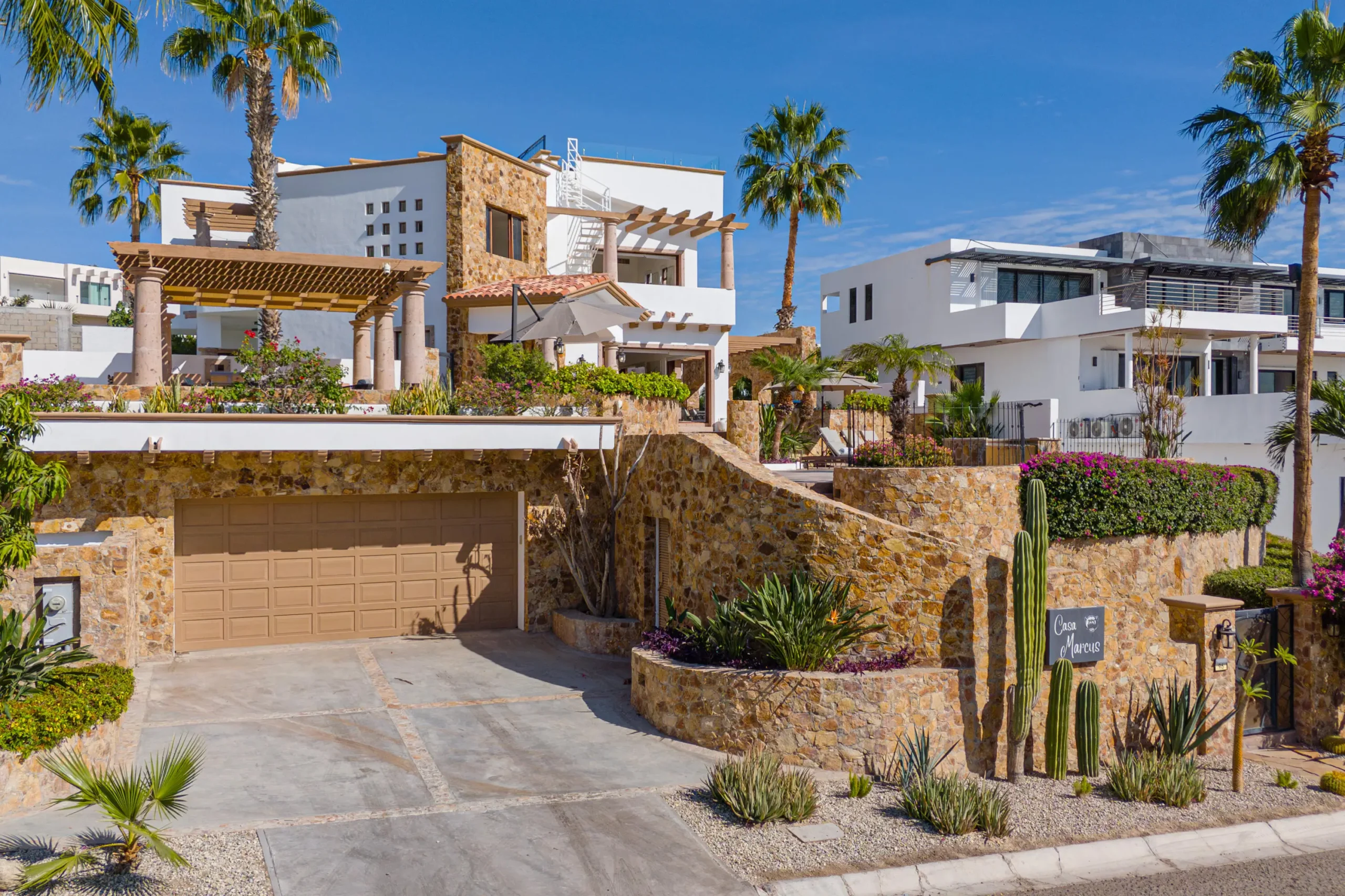 Sleek modern homes in Cabo San Lucas for sale with ocean views and contemporary coastal design