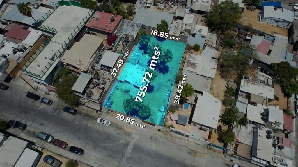 Cabo San Lucas 4 De Marzo Casa Belia Investment Opportunity in the Heart of 4 de MarzoWelcome to Casa Belia, a versatile property located in the heart of the popular Colonia 4 de Marzo neighborhood in Cabo San Lucas. Positioned on a highly visible corner lot, this unique property combines residential comfort with commercial potential, making it an excellent opportunity for homeowners, investors, or entrepreneurs.The property features:* A comfortable main house with a spacious outdoor patio* Separate studio space ideal for guests, rental income, or a private office* Commercial/business area with street exposure* Multiple access points and flexible parking options* Gated perimeter for privacy and security* Large tiled courtyard perfect for entertaining or future improvementsIts strategic cor – 5 DE FEBRERO, Cabo San Lucas, BS