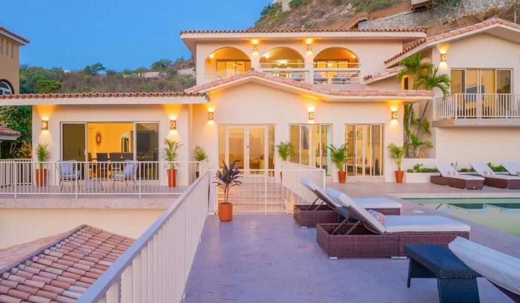 Cabo San Lucas Pedregal Csl Casa LA PIÑATA A luxury villa located in the exclusive Pedregal Cabo San Lucas. Perfect as a private residence or a high-end vacation rental, this villa offers an exceptional combination of comfort, style, privacy, and location.The villa features 8 bedrooms including a service room (as an independent apartment suite), 8.5 bathrooms, and 13 beds.Fully furnished and equipped with top-quality finishes, providing a turnkey experience.Every detail has been thoughtfully crafted to create an exceptional space for family gatherings and entertaining. The expansive terrace includes a great swimming pool, 2 jacuzzi, bar, 2 BBQ station, 2 fire pits, and multiple lounge areas, to enjoy the very best of Cabo living The interiors feature cozy and elegant living spaces, including a inside bar, games room, media room and impeccable design in every corner Fully furnished and equipped, representing an outstanding opportunity. With its exceptional design, amenities, and location, this villa embodies the best of the Baja lifestyle – Cam. Del Mar, Cabo San Lucas, BS